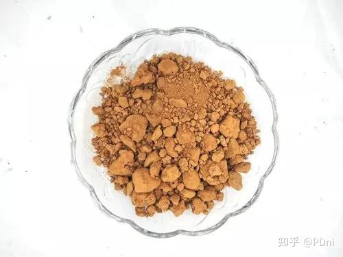 灶心土的功效与作用详解,看看这种土到底有哪些神奇好处?